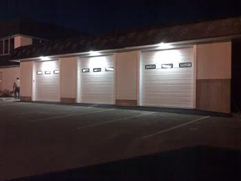 Garage Door Solution Service Glendale, CA 818-797-4796 - com-gdr-16m